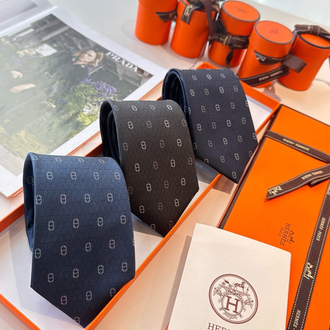 H柄 ネクタイ ハイブランド調 結婚式 ホスト プレゼント 高級シルク調 光沢 ネイビー