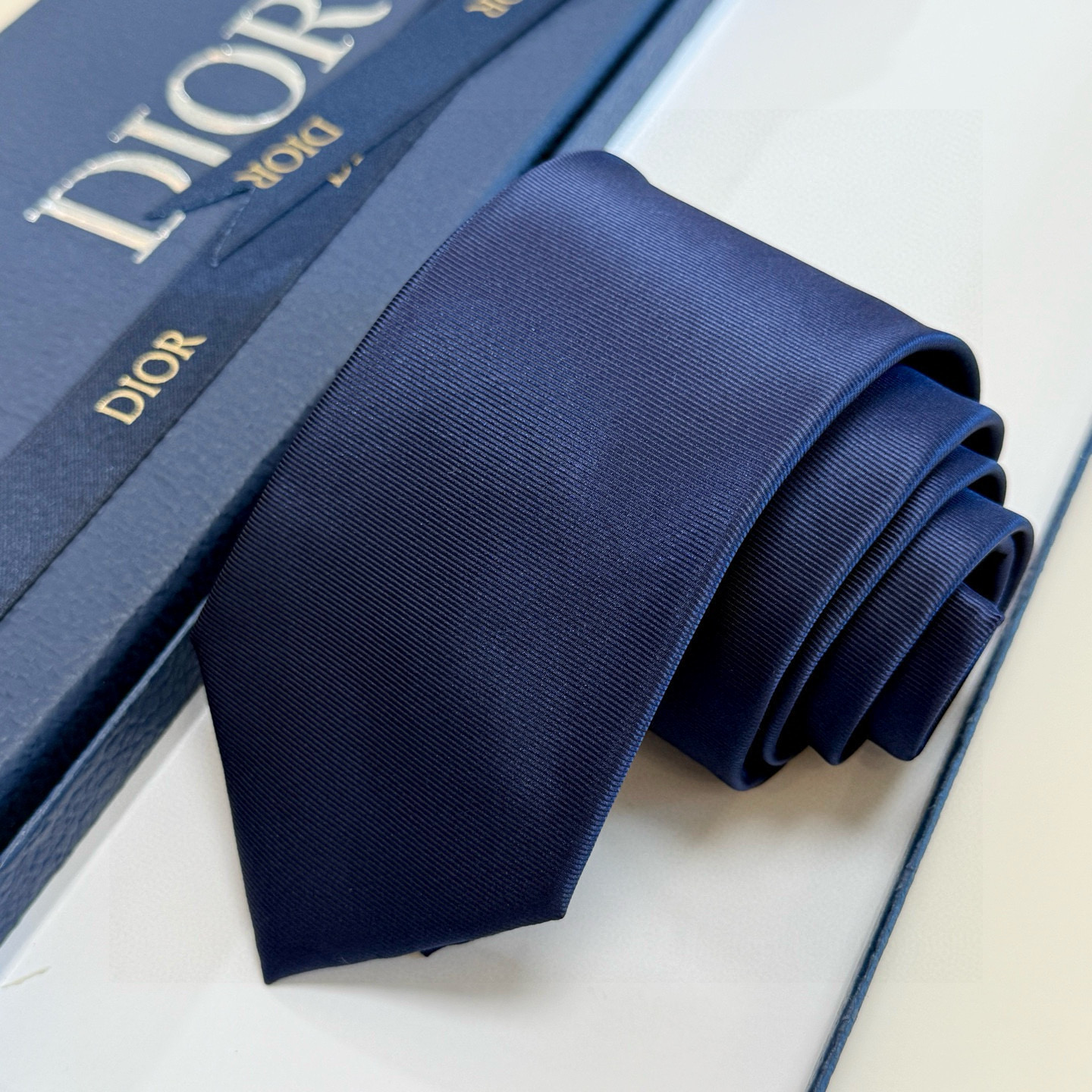 ディオール風 ネクタイ プレゼント ホスト 衣装 高級シルク調 光沢 ネイビー - 画像 3