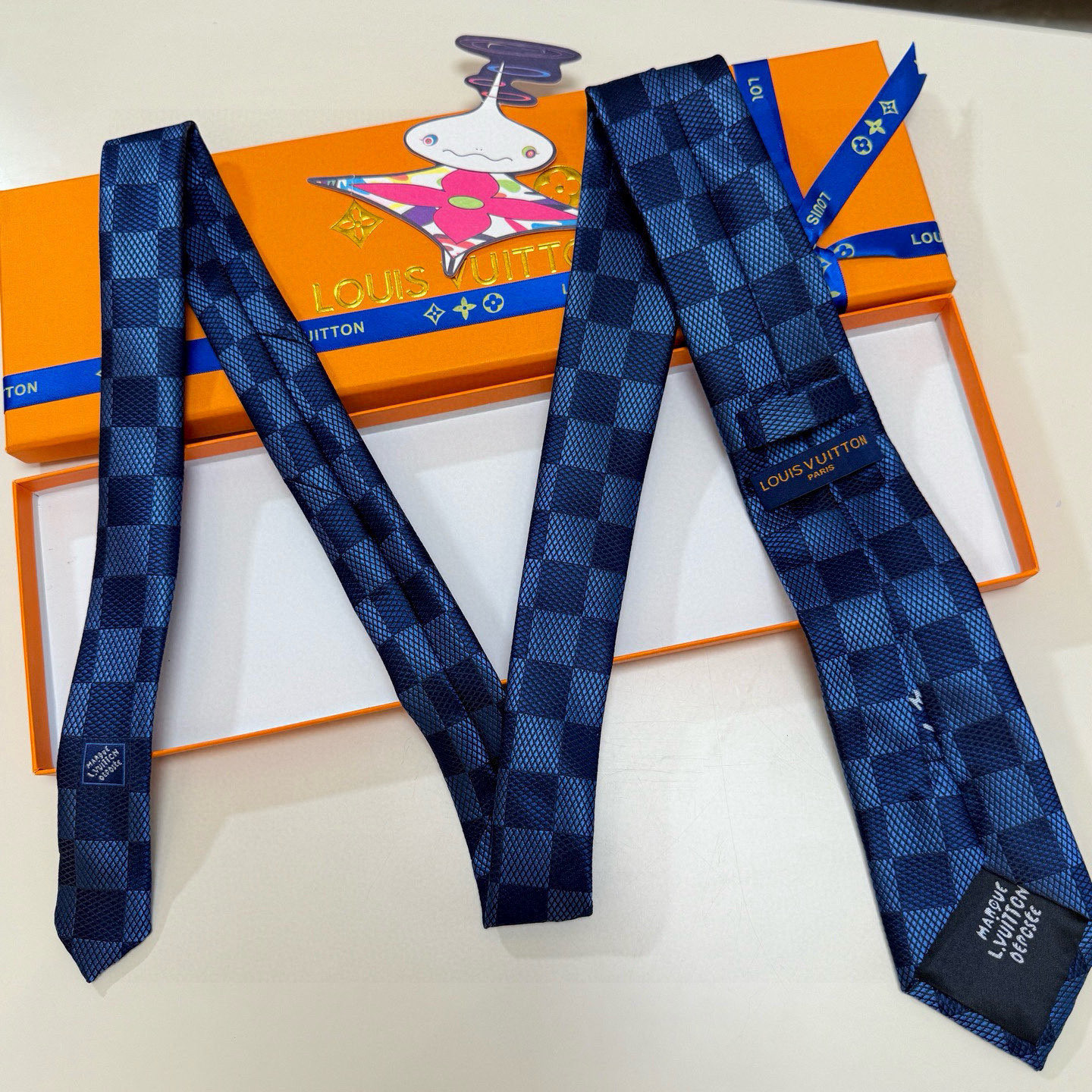 チェック柄 ネクタイ ルイヴィトン風 結婚式 ホスト 衣装 高級シルク調 光沢 ライトブルー - 画像 6