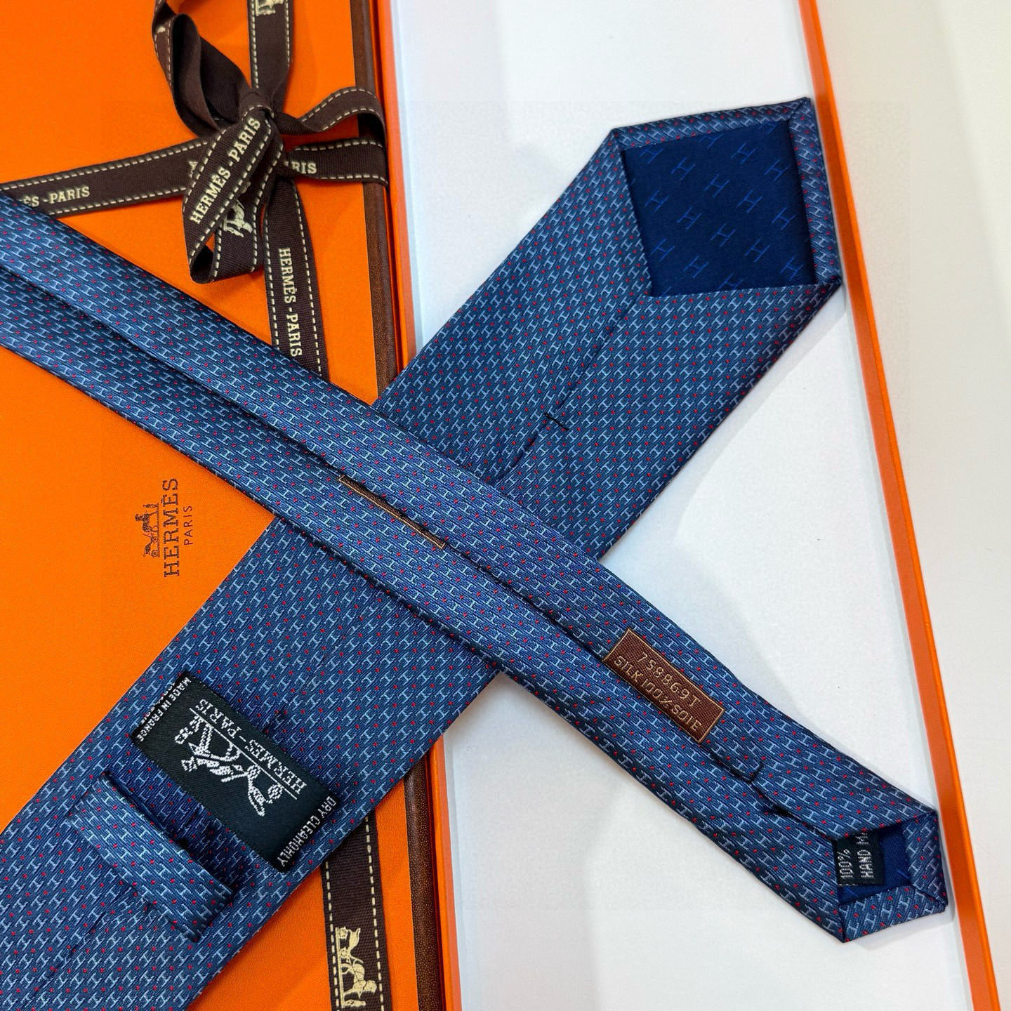 H織り ネクタイ ハイブランド調 結婚式 ホスト 衣装 高級シルク調 光沢 ネイビー - 画像 8