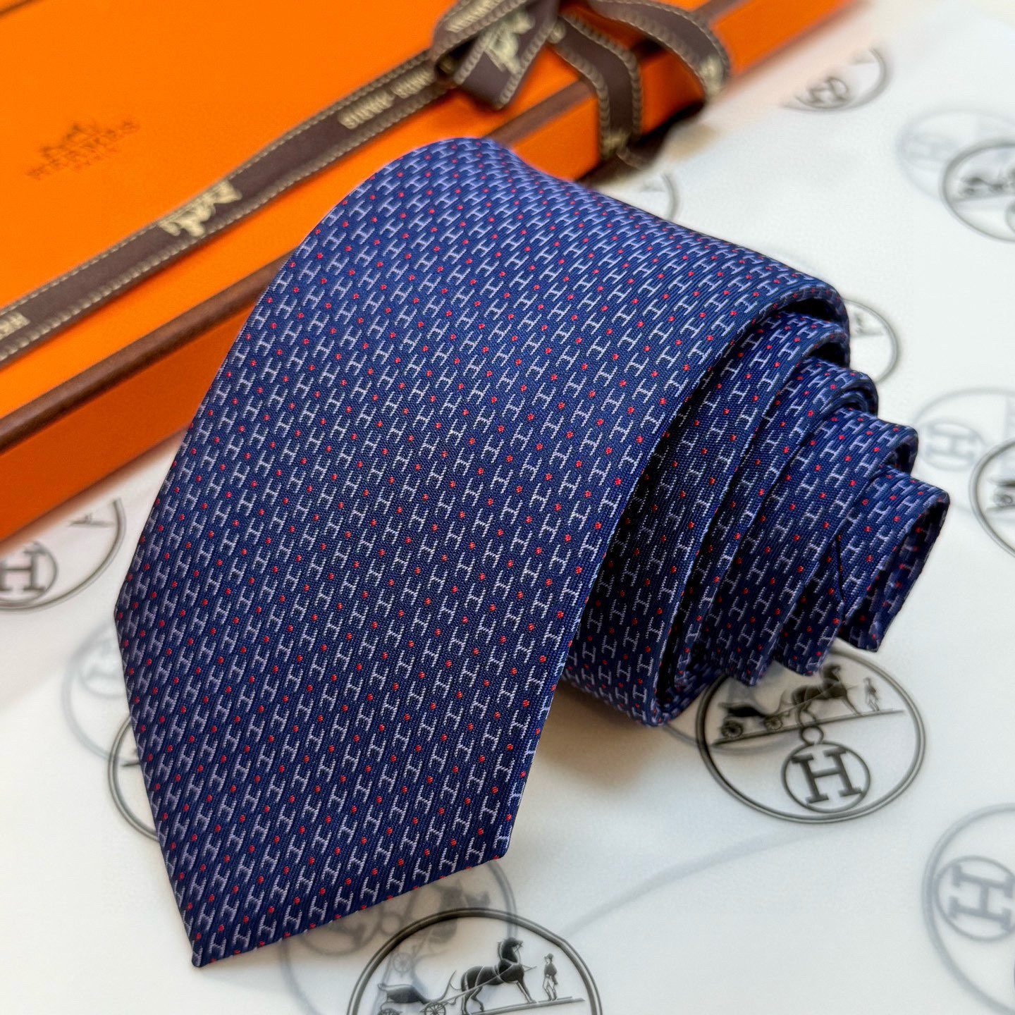 H織り ネクタイ ハイブランド調 結婚式 ホスト 衣装 高級シルク調 光沢 ネイビー