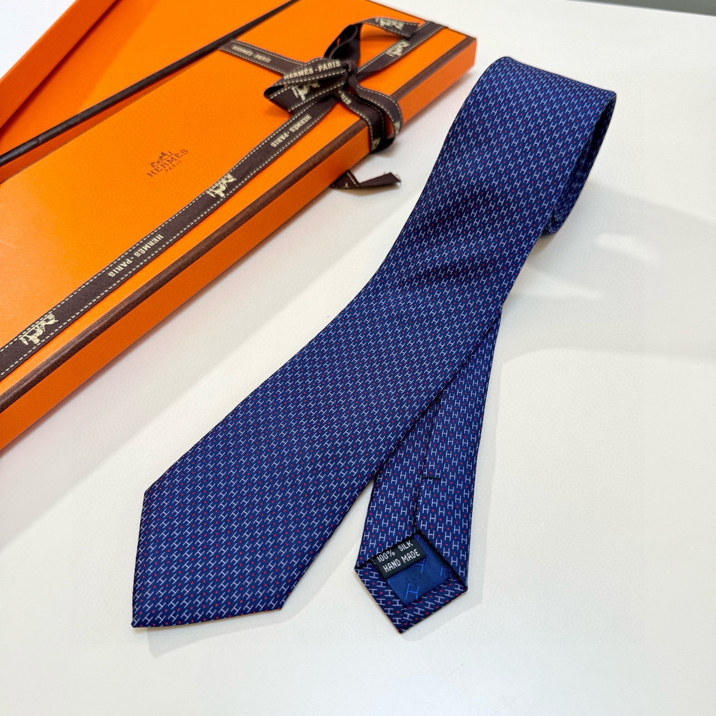 H織り ネクタイ ハイブランド調 結婚式 ホスト 衣装 高級シルク調 光沢 ネイビー - 画像 5