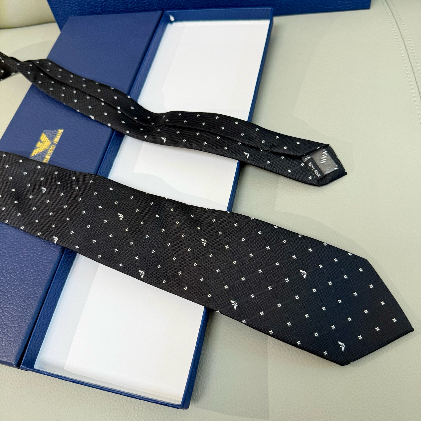 エンポリオアルマーニ風 ネクタイ ホスト パーティ 結婚式 高級シルク調 光沢 黒 - 画像 5