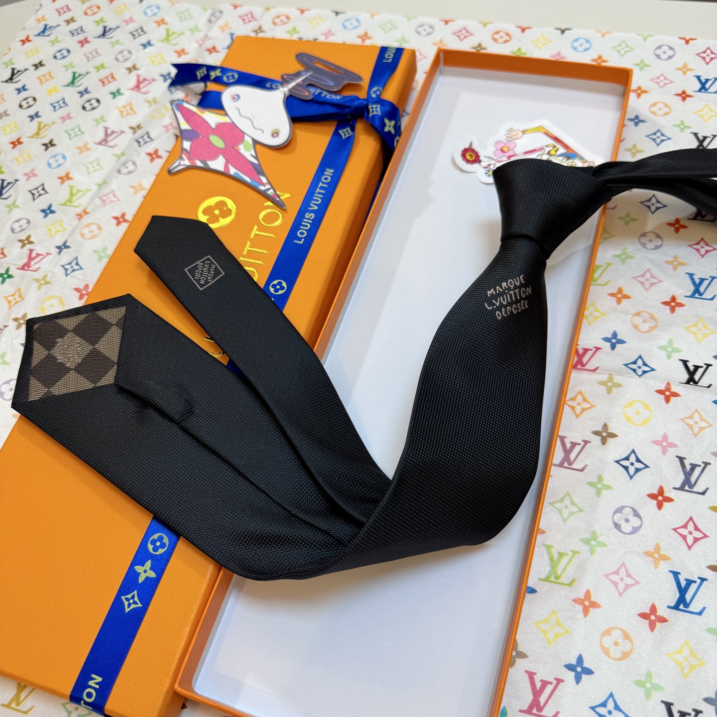 ロエベ風 GG柄 ネクタイ ホスト 衣装 パーティー 高級シルク調 光沢 黒色 - 画像 2