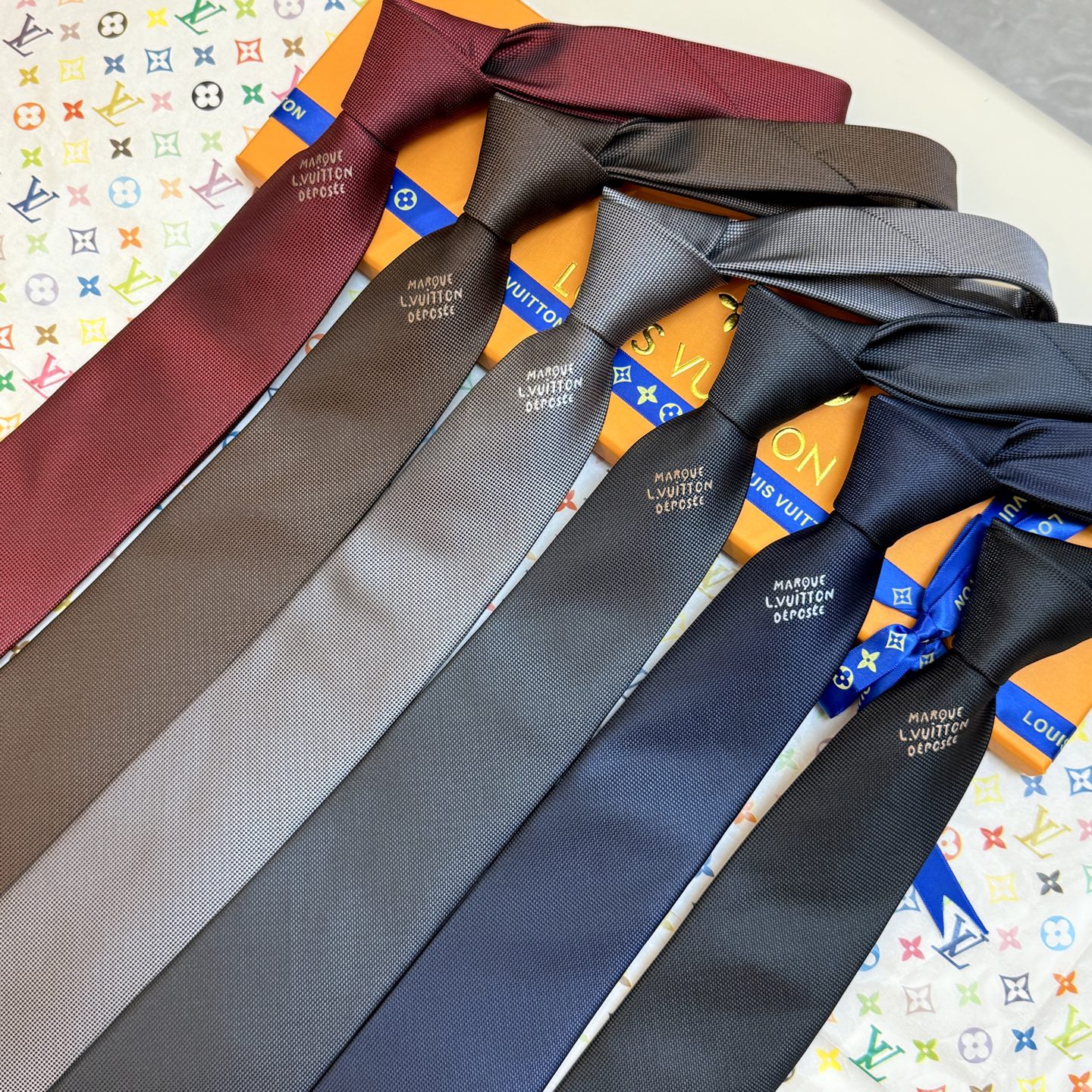 ダミエ風 ネクタイ ルイヴィトン調 結婚式 ホスト 衣装 高級シルク調 光沢 枣红色 - 画像 5