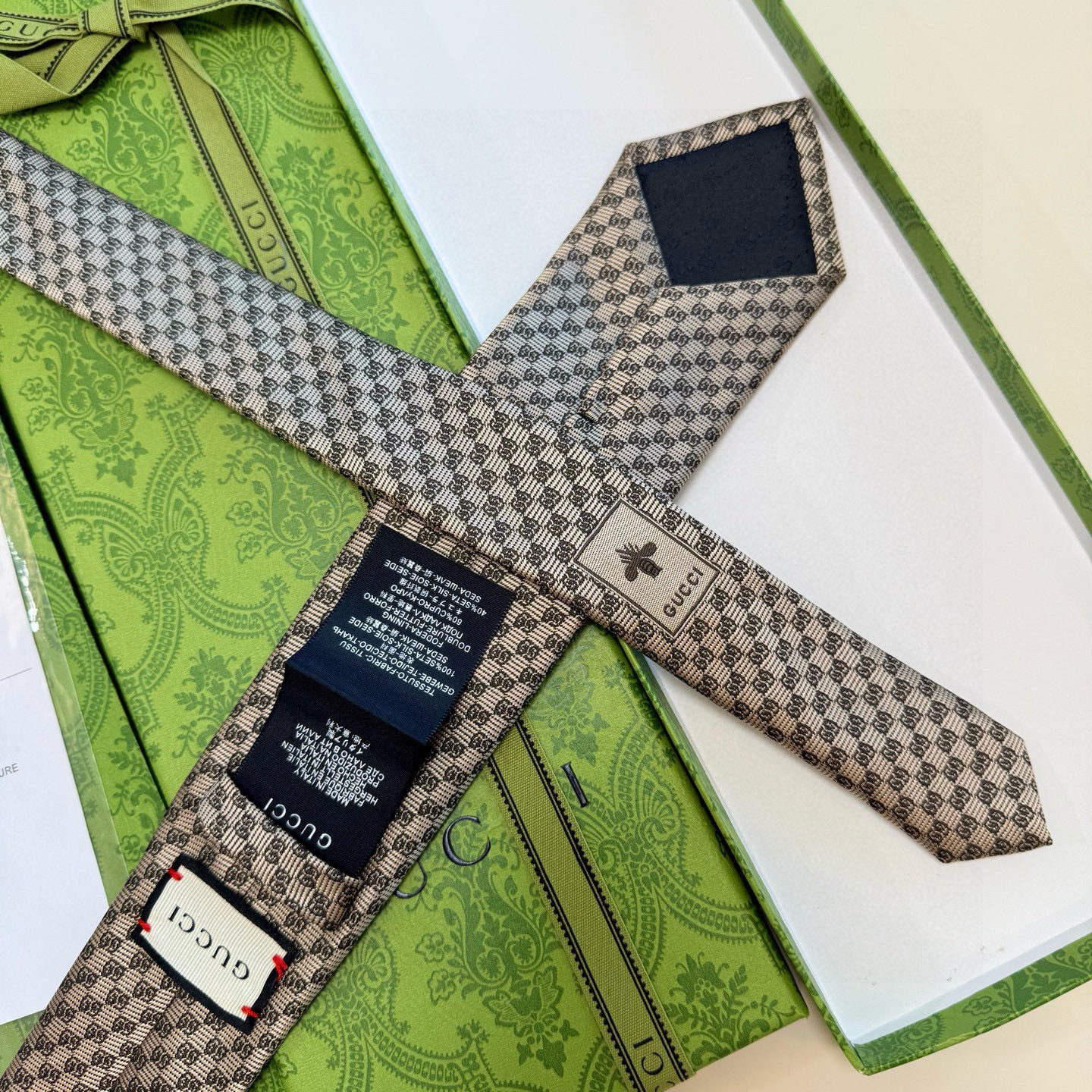 GG柄 ネクタイ グッチ風 結婚式 ホスト 衣装 高級シルク調 光沢 ネイビー 水色 レッド - 画像 6