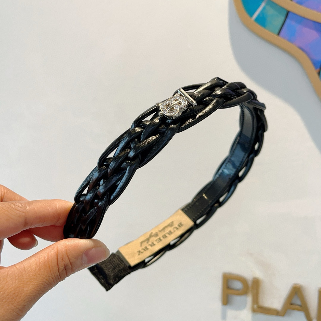 BURBERRY バーバリー ヘアアクセサリー 本革 ブラック - 画像 3