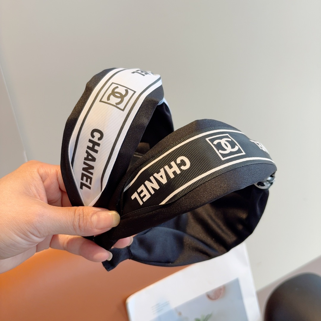 CHANEL シャネル ヘアアクセサリー ヘアバンド 本革 ブラック - 画像 2