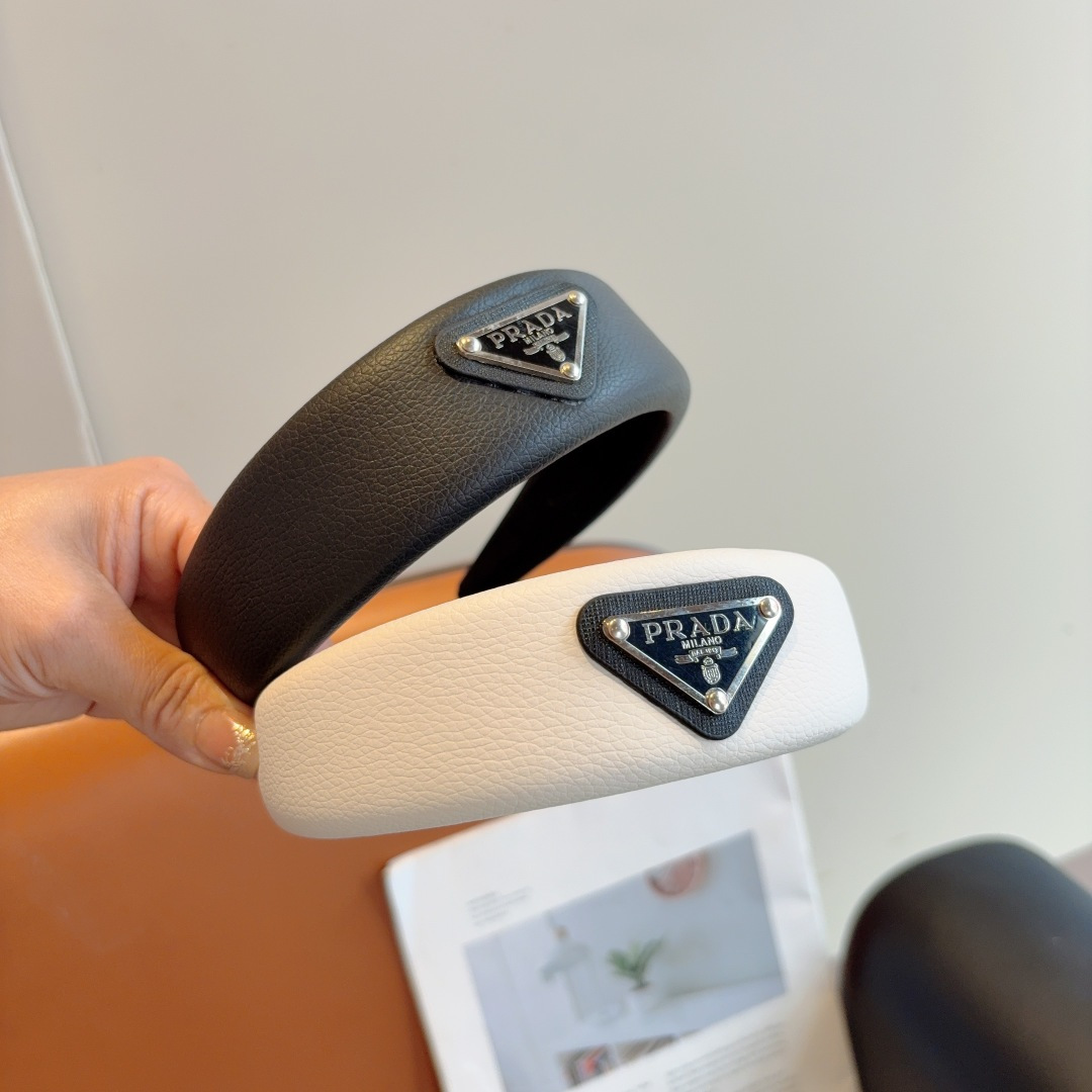 PRADA プラダ ヘッドバンド 本革 ファッション ブランド ブラック ホワイト 全2色 - 画像 4