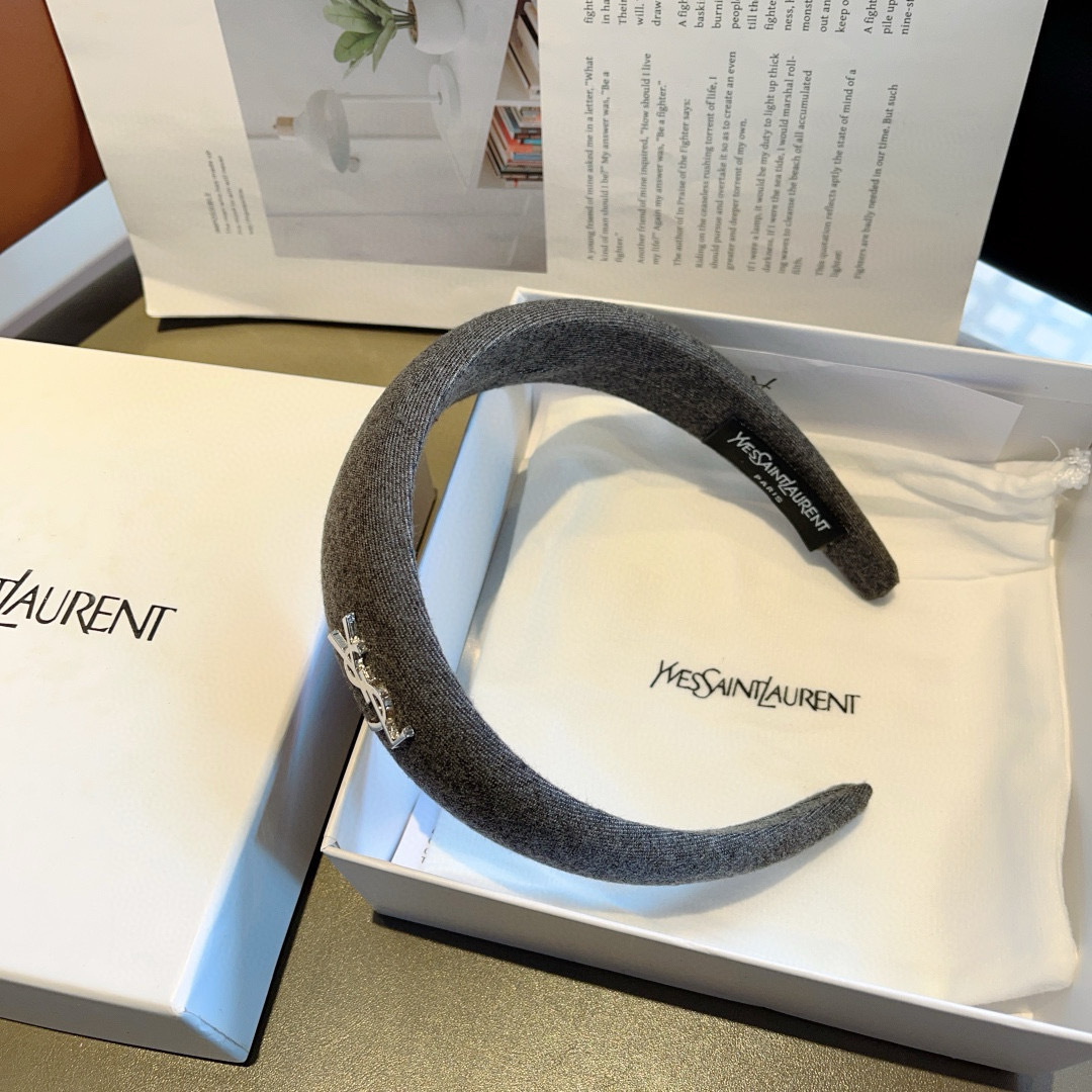 YSL イヴサンローラン ヘアアクセサリー 本革 ブラック - 画像 5