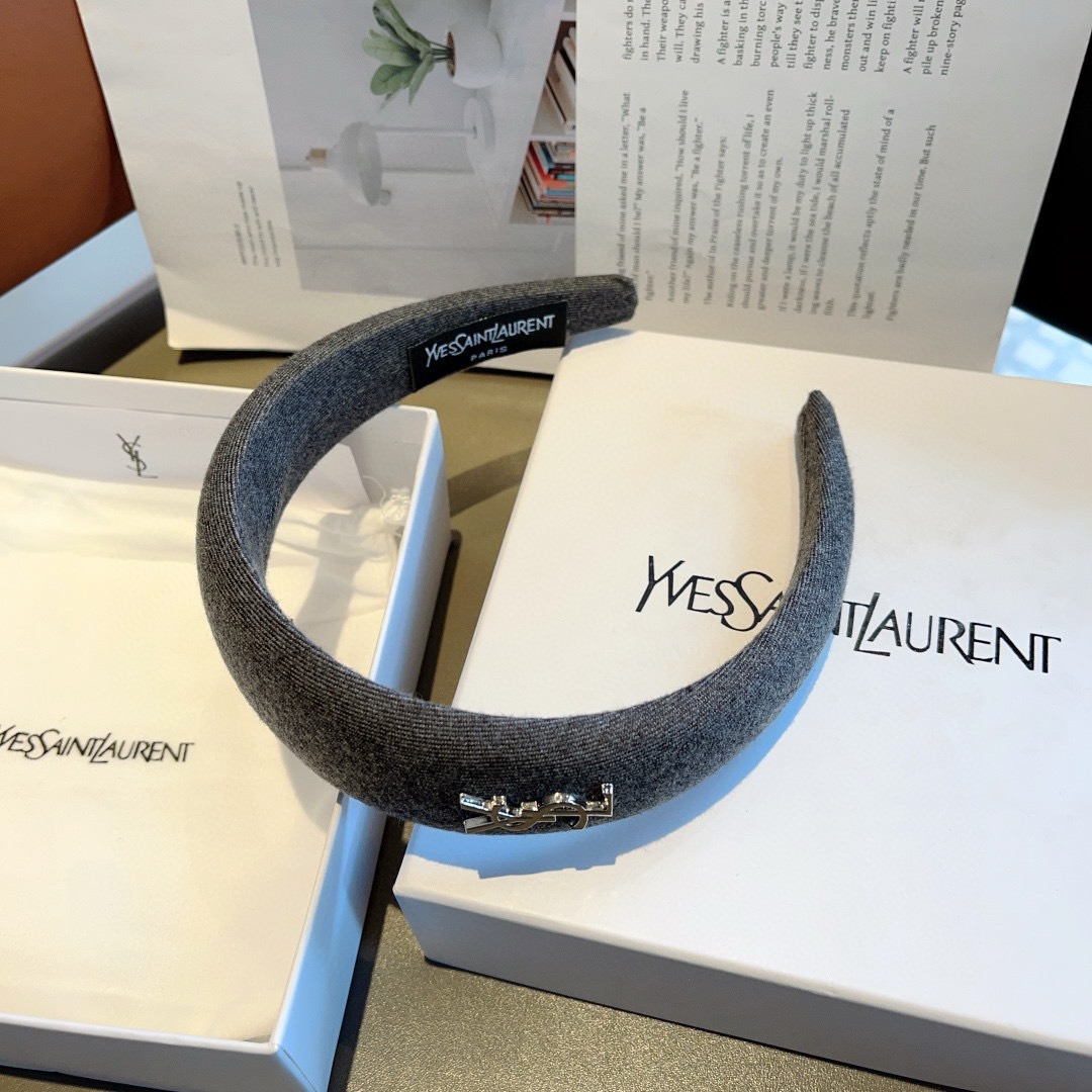 YSL イヴサンローラン ヘアアクセサリー 本革 ブラック - 画像 7