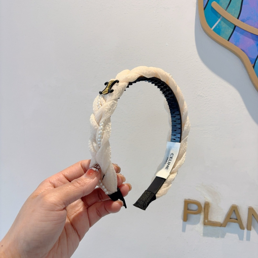 CELINE シェリーヌ ヘアバンド 本革 ブランド 通勤 通学 全2色