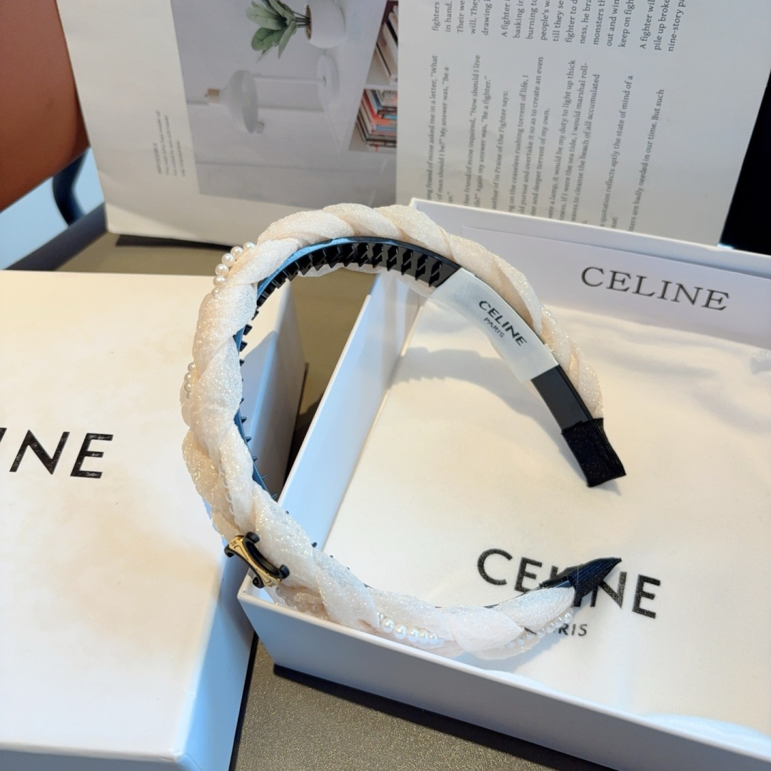 CELINE シェリーヌ ヘアバンド 本革 ブランド 通勤 通学 全2色 - 画像 5