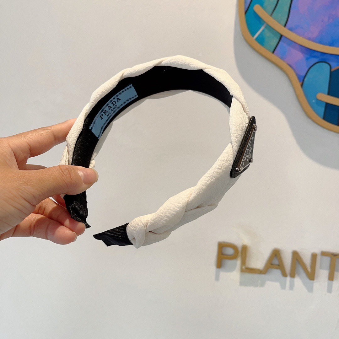 PRADA プラダ ヘアバンド ブランドヘアアクセサリー プラダ ブラック ホワイト - 画像 4