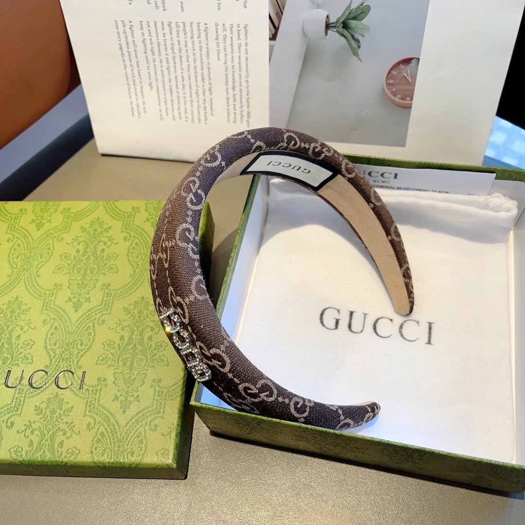 GUCCI グッチ ヘアアクセサリー ヘアバンド シルバー ブラック ベージュ ダイヤモンド風 インポート 10cm 全3色 - 画像 5