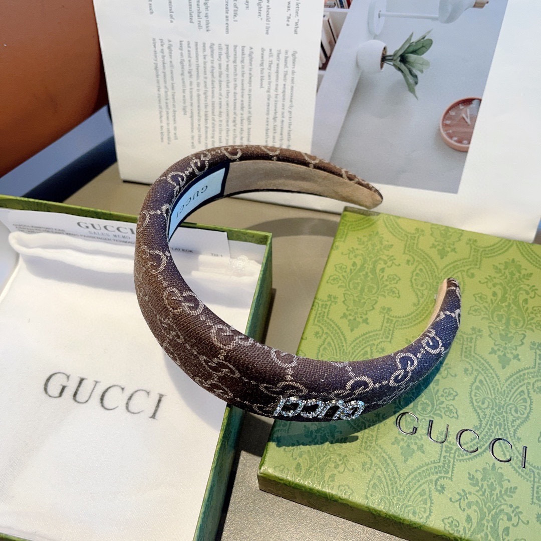 GUCCI グッチ ヘアアクセサリー ヘアバンド シルバー ブラック ベージュ ダイヤモンド風 インポート 10cm 全3色 - 画像 7