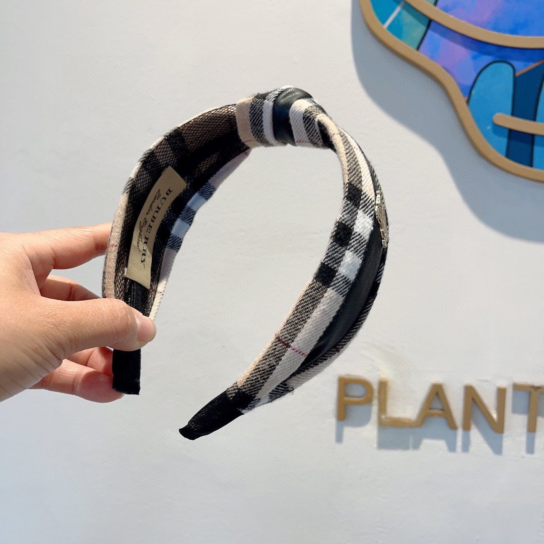 BURBERRY バーバリー ヘアバンド ブラック チェック シルク ミニバーバリー ロゴ 35〜60全角文字 - 画像 4