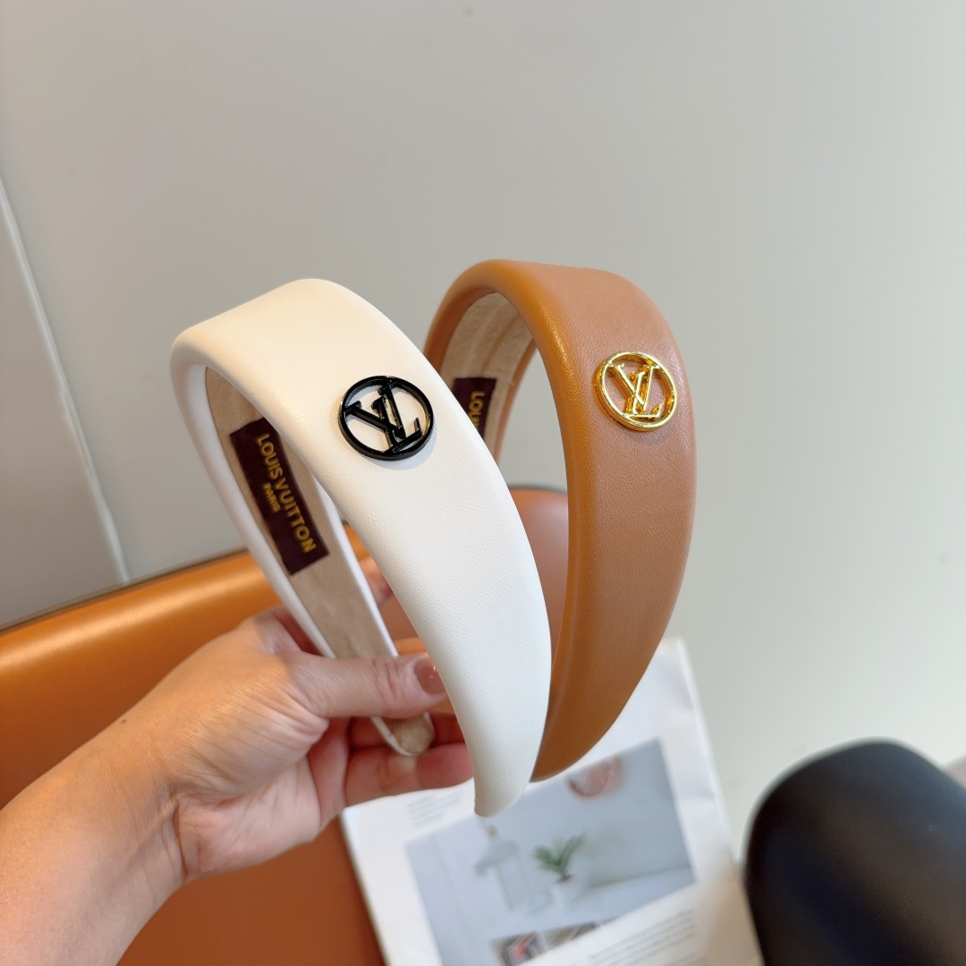 LOUIS VUITTON ルイヴィトン ヘアバンド 本革 ブランド ブラック ホワイト ベージュ 全3色 - 画像 4
