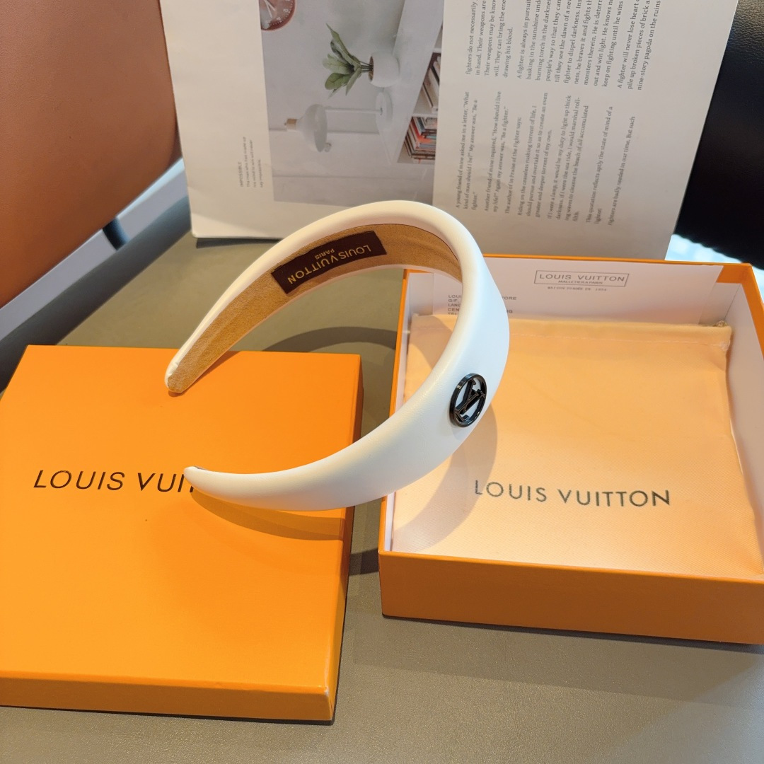 LOUIS VUITTON ルイヴィトン ヘアアクセサリー 本革 通勤 全3色 - 画像 7