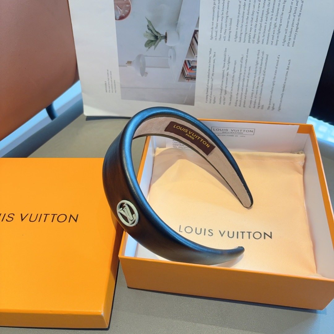 LOUIS VUITTON ルイヴィトン ヘアバンド 本革 ブラック ホワイト オレンジ ブルー 全4色 - 画像 6