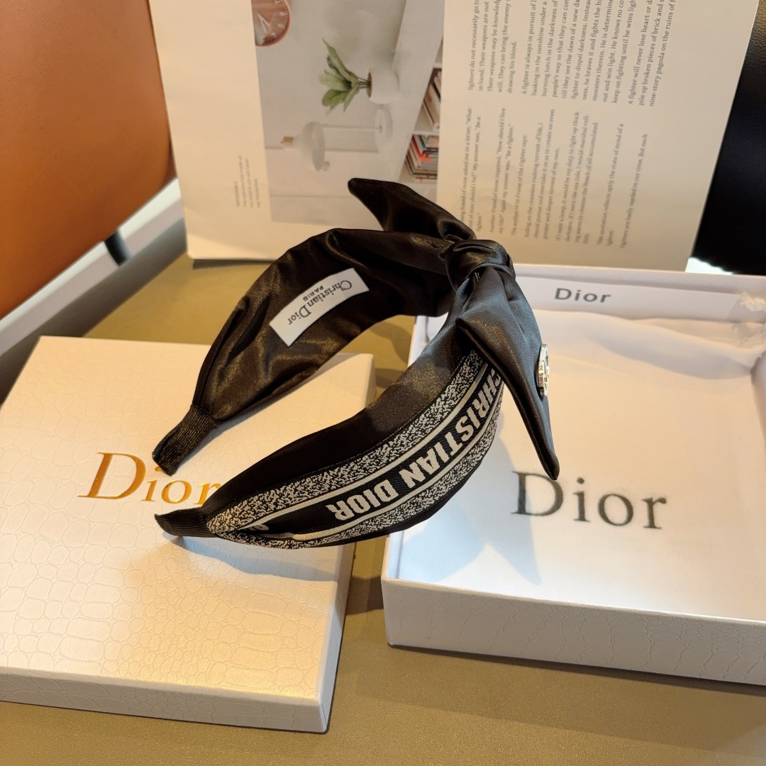 CHRISTIAN DIOR ディオール ヘアバンド 本革 通勤 全2色 - 画像 7