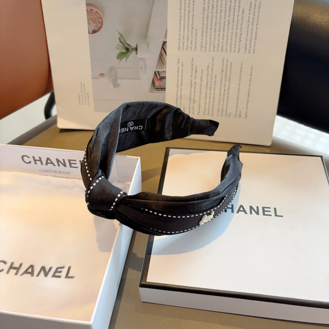CHANEL シャネル ヘアバンド 本革 ブランド コンチョ ブラック - 画像 8