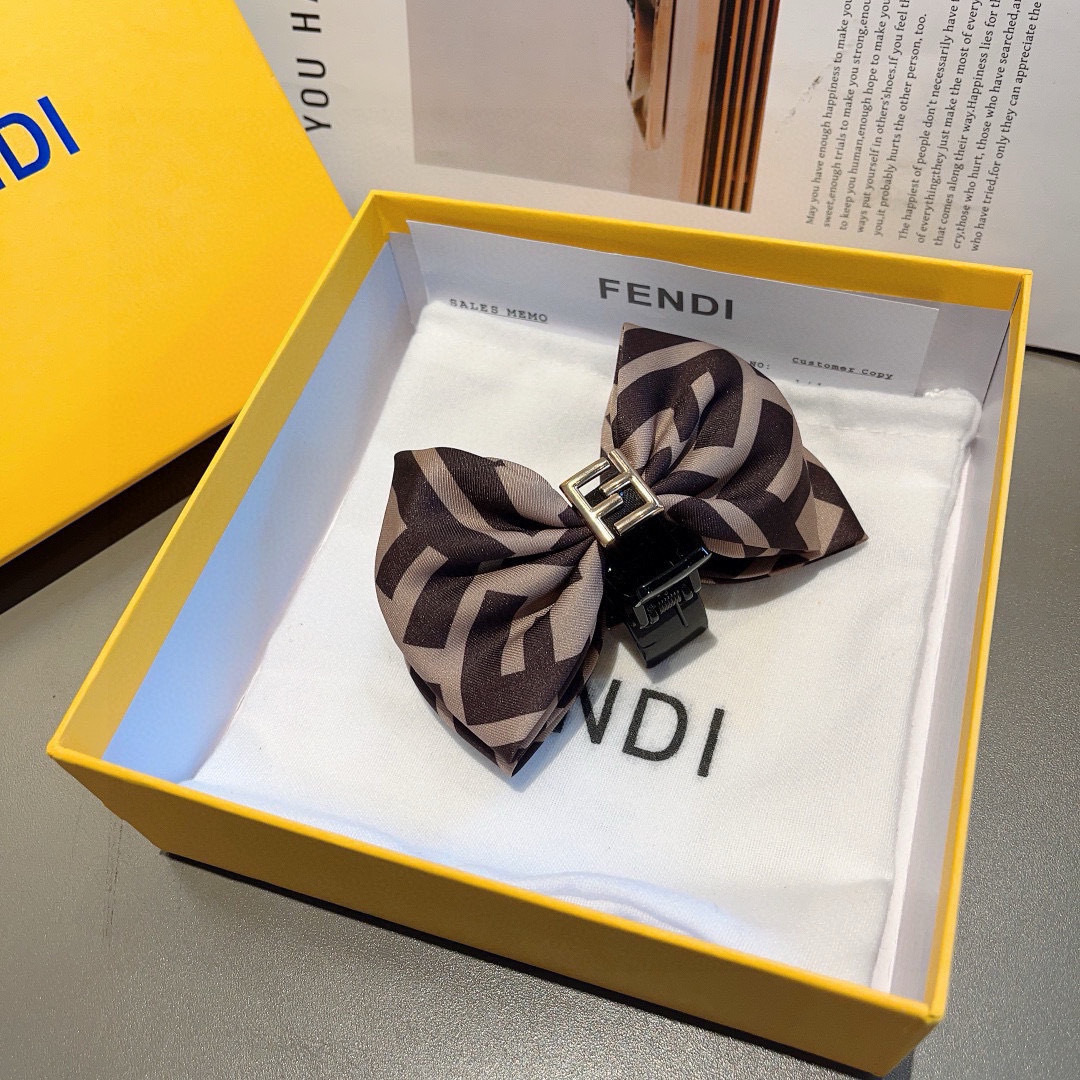 FENDI フェンディ ヘアクリップ ファッション ブラック 全1色 - 画像 8