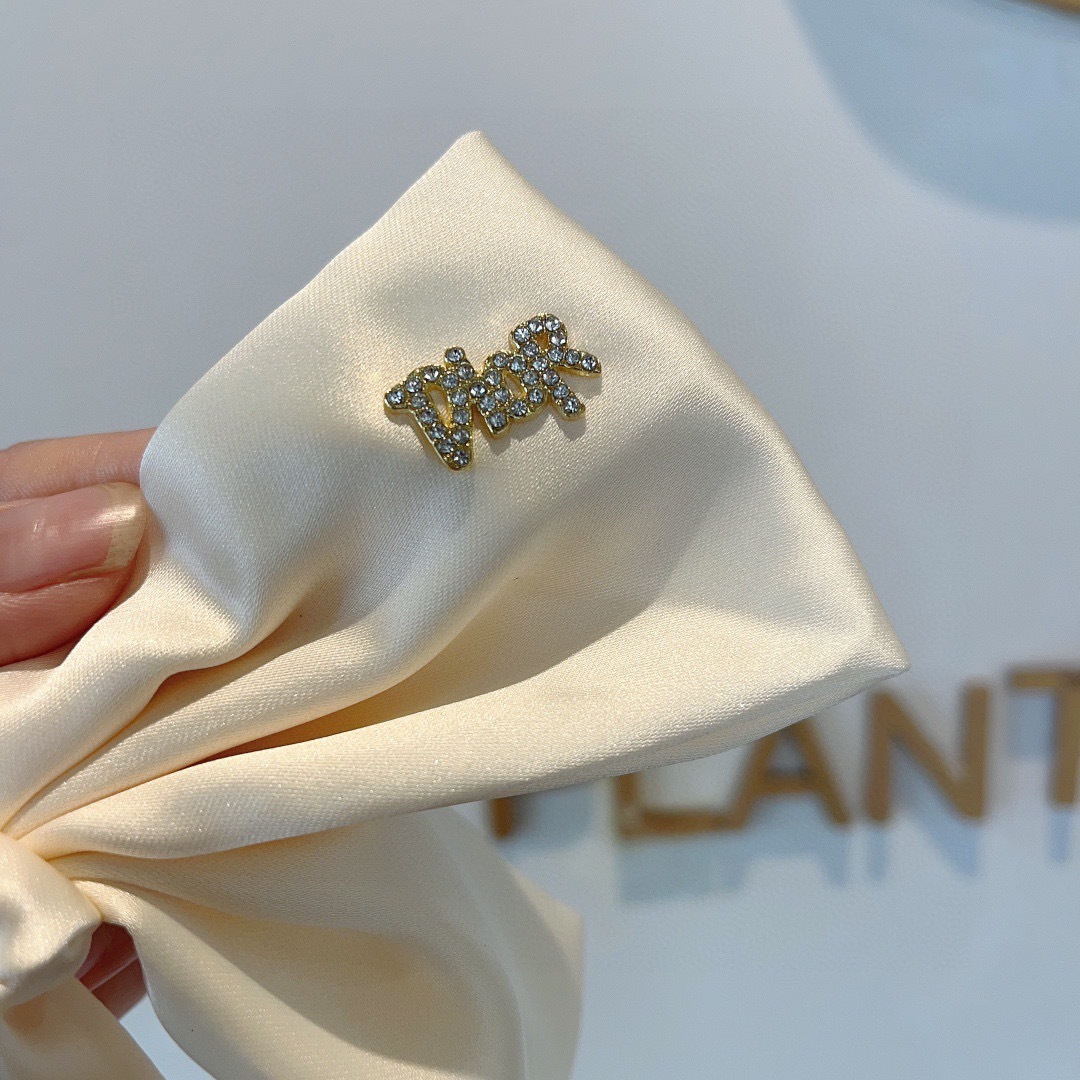 Dior ディオール ヘアクリップ 本革 シルク プチサイズ 3色展開 - 画像 4