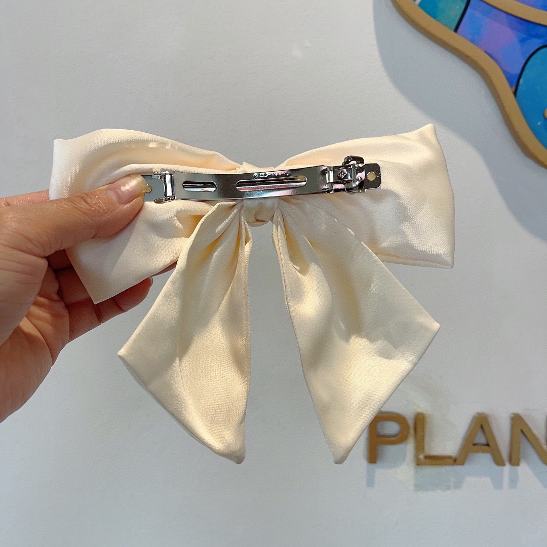 Dior ディオール ヘアクリップ 本革 シルク プチサイズ 3色展開 - 画像 5