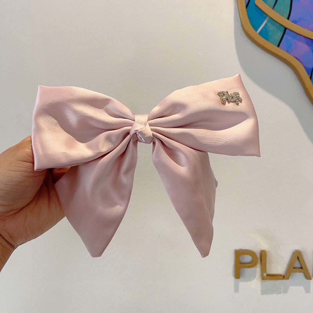 Dior ディオール ヘアアクセサリー ヘアクリップ フラットリボン シルク ピンク ブラック ホワイト 全3色