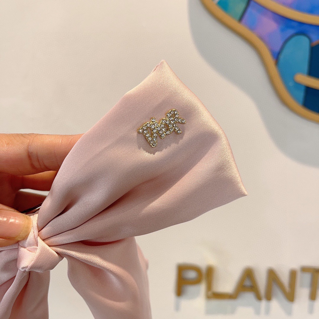 Dior ディオール ヘアアクセサリー ヘアクリップ フラットリボン シルク ピンク ブラック ホワイト 全3色 - 画像 5