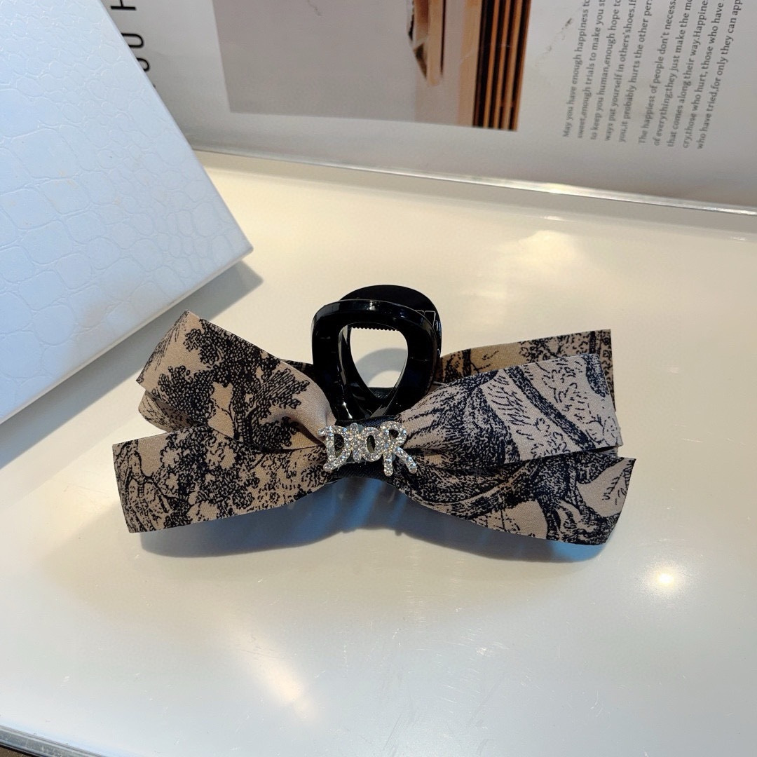 DIOR ディオール ヘアクリップ フラットヘアクリップ ディオールロゴ ブラック ベージュ 全2色 - 画像 5