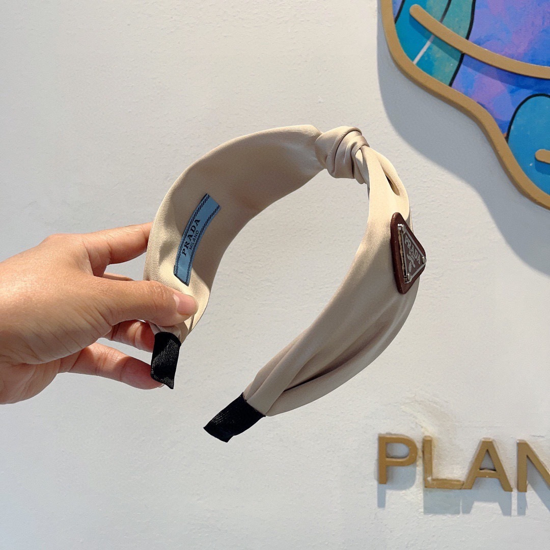 PRADA プラダ ヘッドバンド ファッション ブランド ブラック ベージュ 全2色 - 画像 4