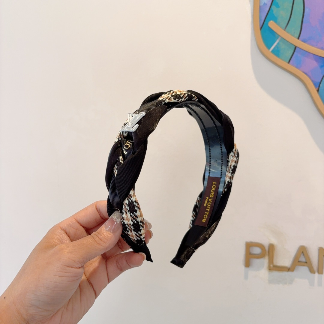 LOUIS VUITTON ルイヴィトン ヘッドバンド ブランド アクセサリー ブラック 全3色