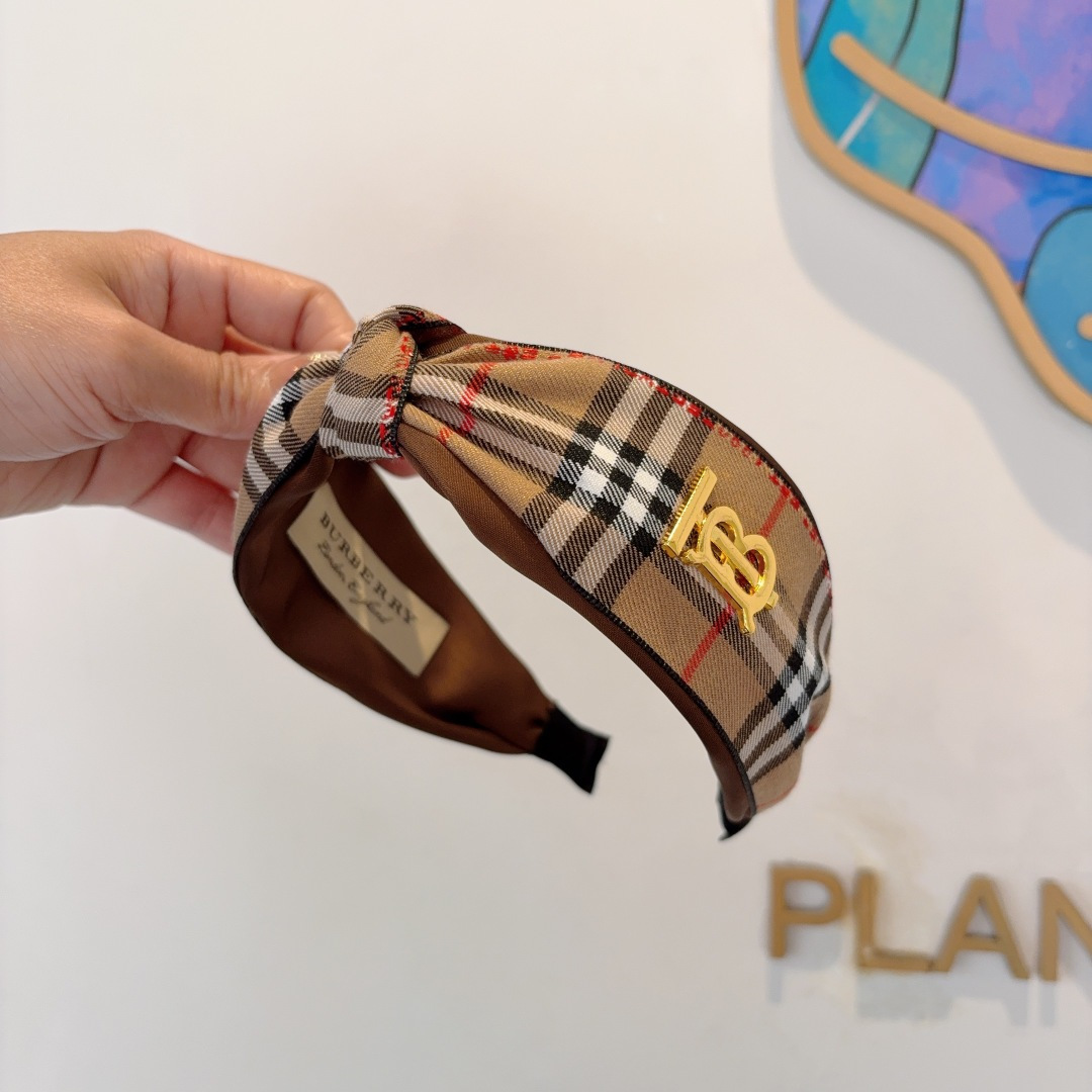 BURBERRY バーバリー ヘアバンド ブラック ベージュ シルク 通勤 旅行 全2色 - 画像 3