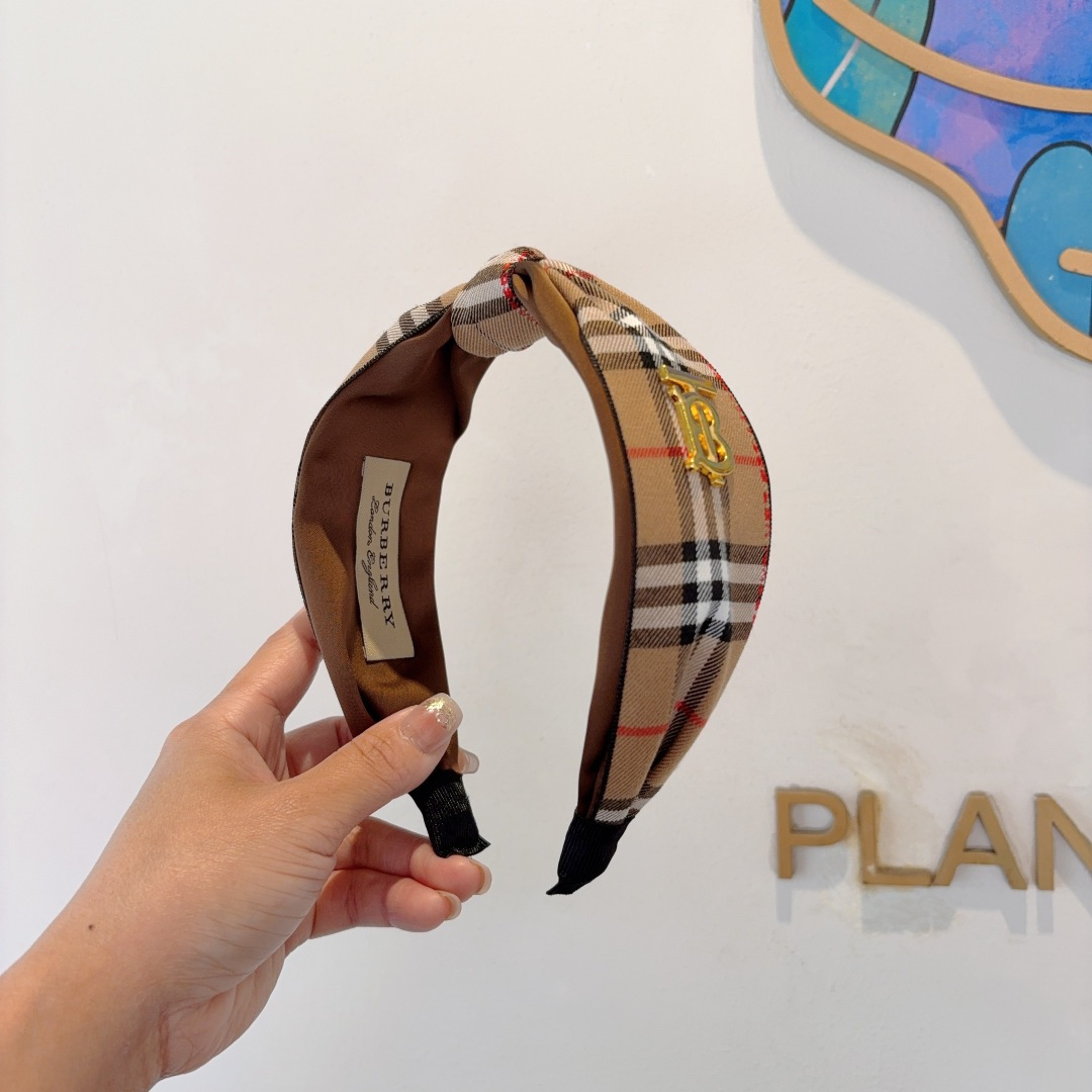BURBERRY バーバリー ヘアバンド ブラック ベージュ シルク 通勤 旅行 全2色 - 画像 8