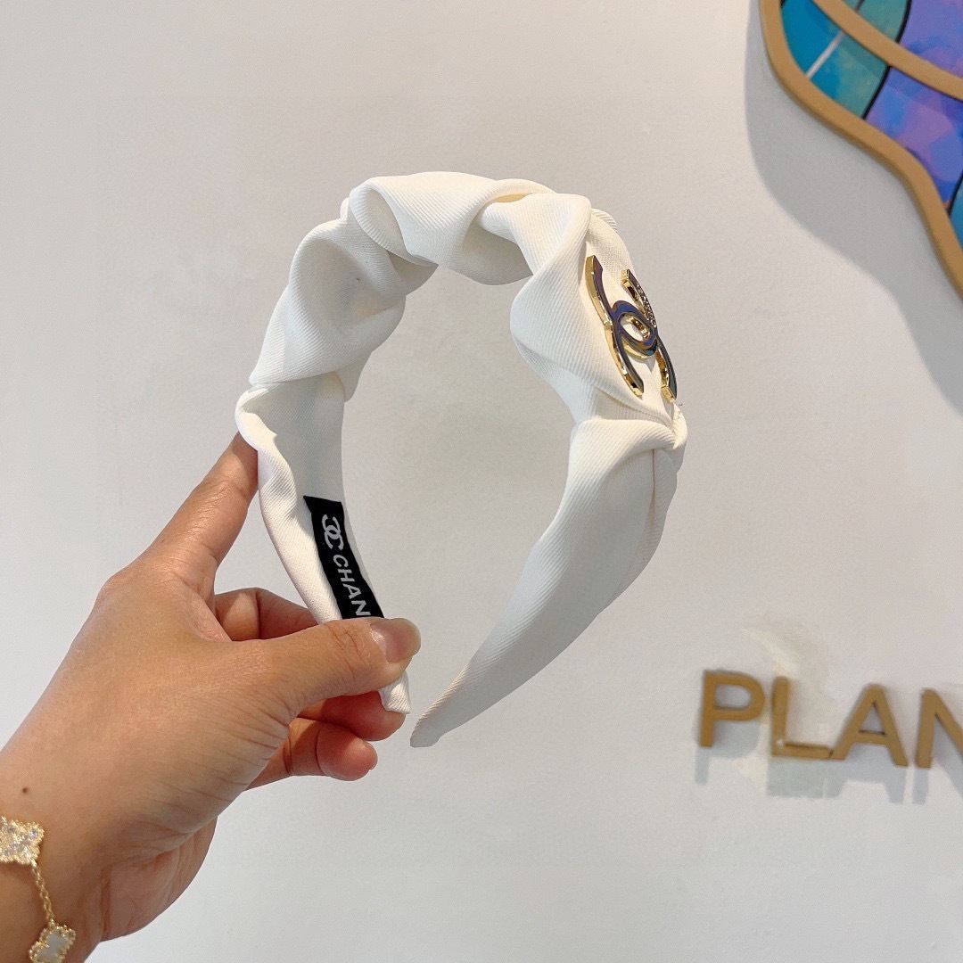 CHANEL シャネル ヘアバンド プレーン シルク 8.jpg, 4.jpg, 6.jpg, 5.jpg, 7.jpg, 9.jpg, 3.jpg, 2.jpg, 1.jpg