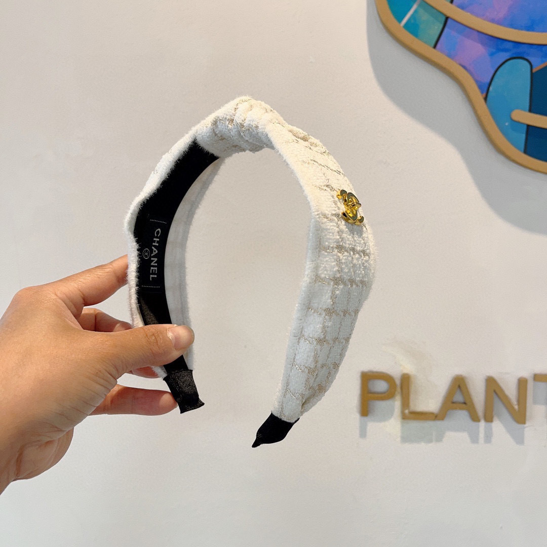 CHANEL シャネル ヘアバンド 本革 シルク ファッション ブランド 2色展開