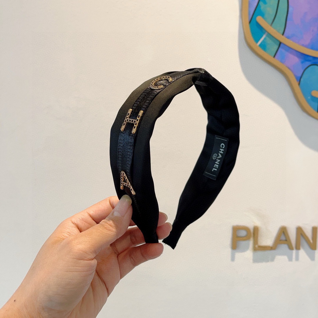 CHANEL シャネル ヘアバンド 本革 通勤 ブラック