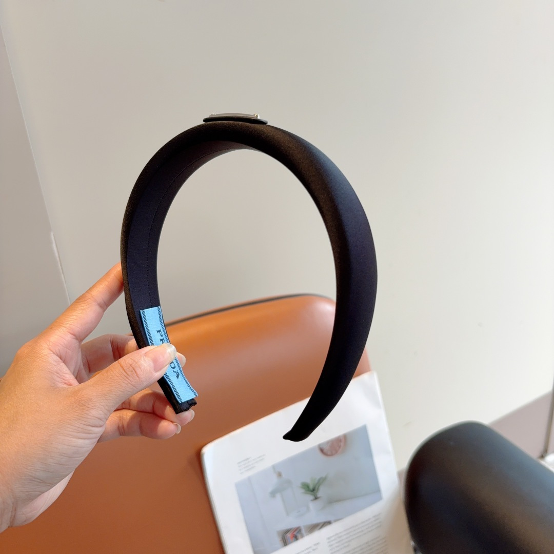 PRADA プラダ ヘアバンド ファッション ブランド ブラック - 画像 2