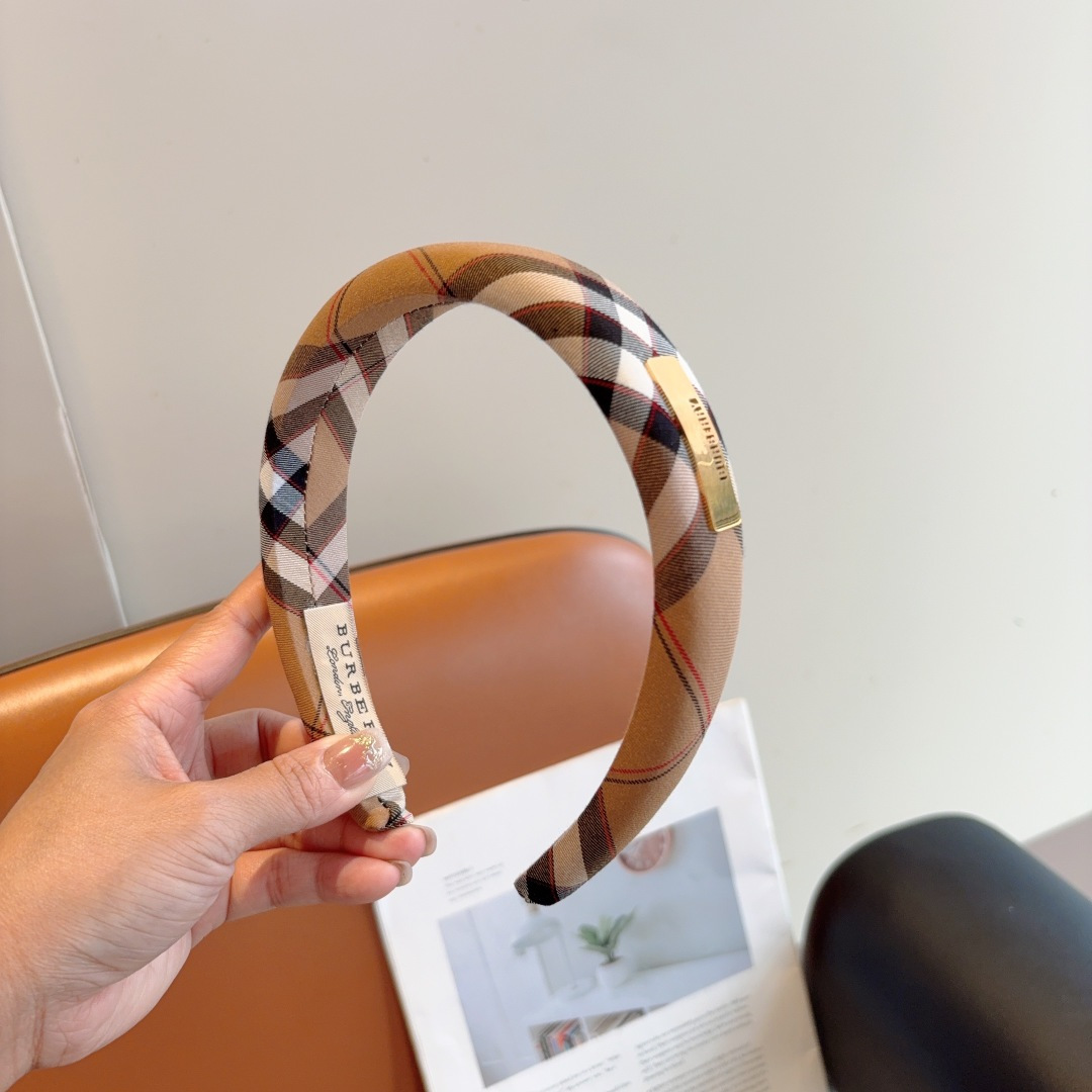 BURBERRY バーバリー ヘアバンド ブーブランチェック ベージュ 全1色 - 画像 2