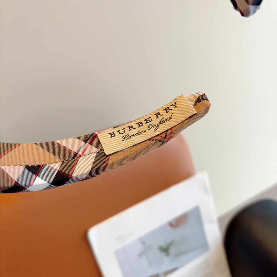 BURBERRY バーバリー ヘアバンド ブーブランチェック ベージュ 全1色 - 画像 5