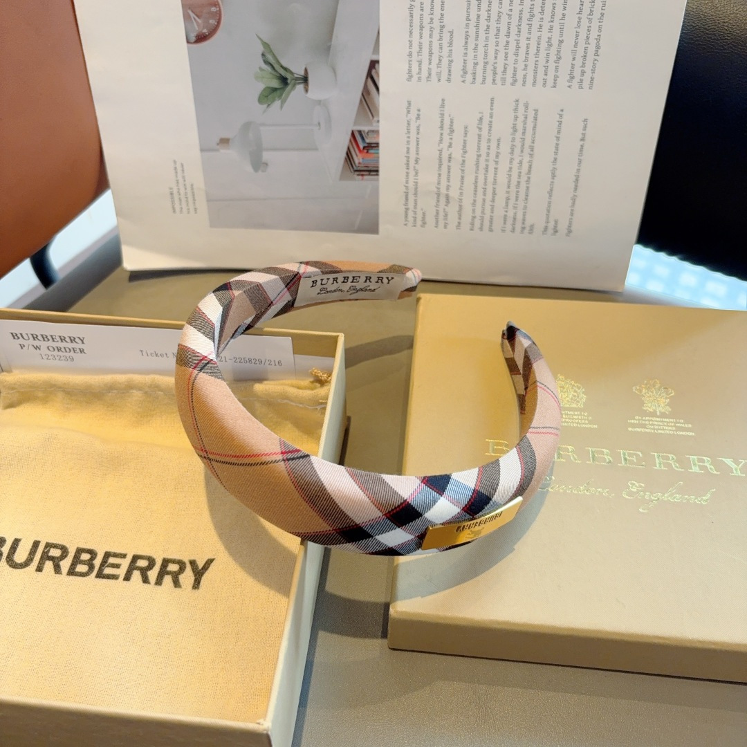 BURBERRY バーバリー ヘアバンド ブーブランチェック ベージュ 全1色 - 画像 8