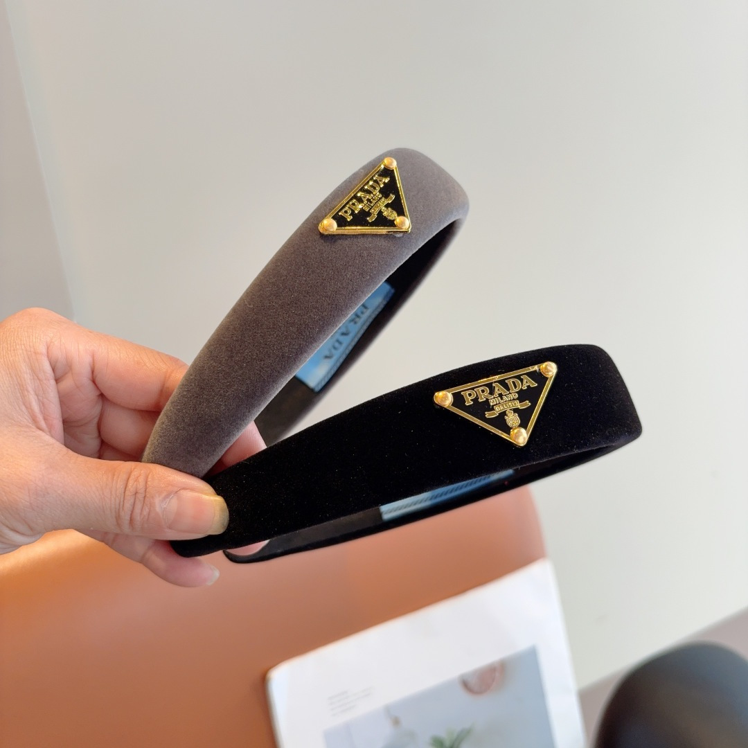 PRADA プラダ ヘッドバンド 本革 フランネル 通勤 通学 全3色