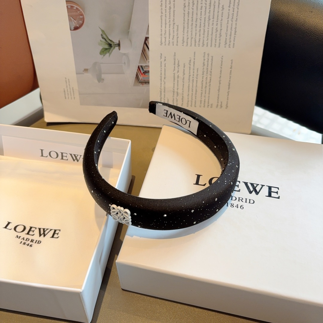 LOEWE ロエベ ヘアアクセント ファッション ブランド ブラック ベージュ 全2色 - 画像 7