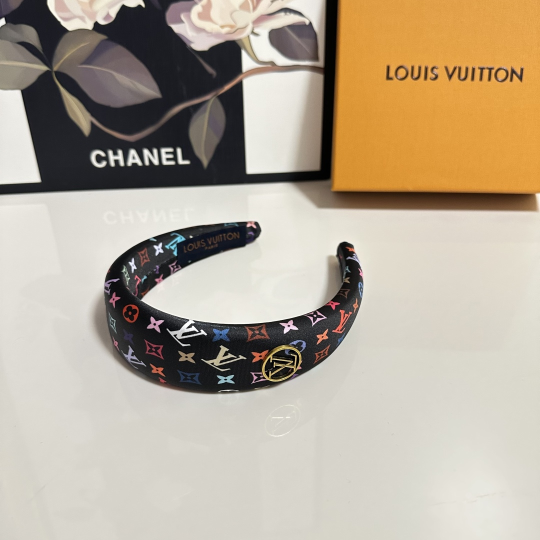 LOUIS VUITTON ルイヴィトン ヘアバンド ファッション ブランド 2色展開 - 画像 3