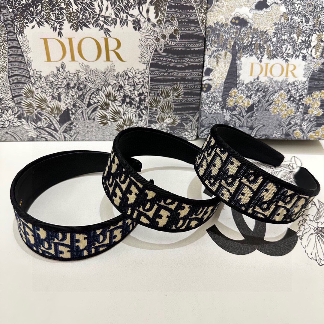 DIOR ディオール ヘアアクセサリー 通勤 ディオールロゴ ブラック ホワイト 全2色 - 画像 8