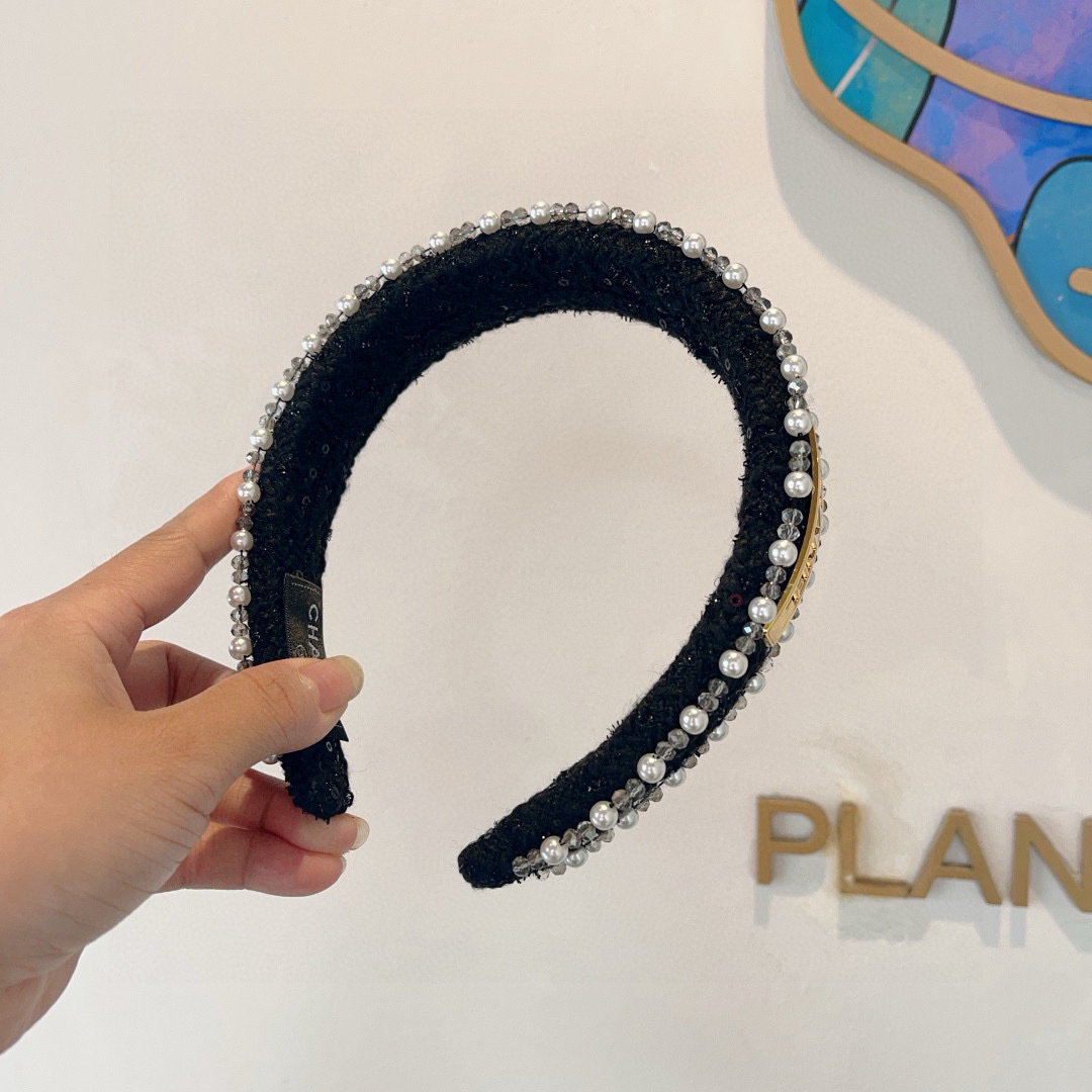 CHANEL シャネル ヘッドバンド 本革 ロゴ ブラック ホワイト 全2色 - 画像 4