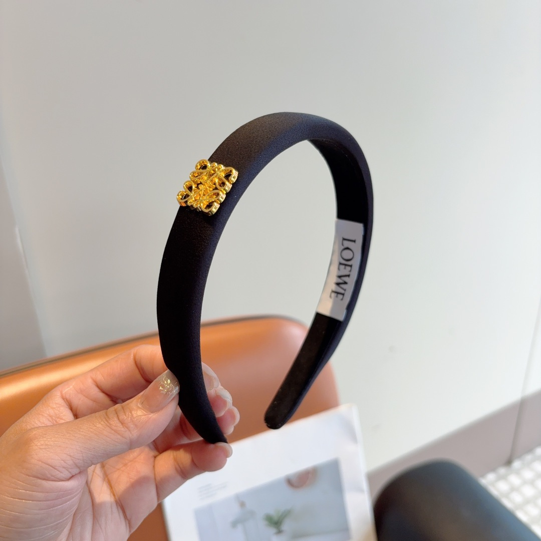 LOEWE ロエベ ヘアバンド シルク ファッション ブランド 2色展開 - 画像 4