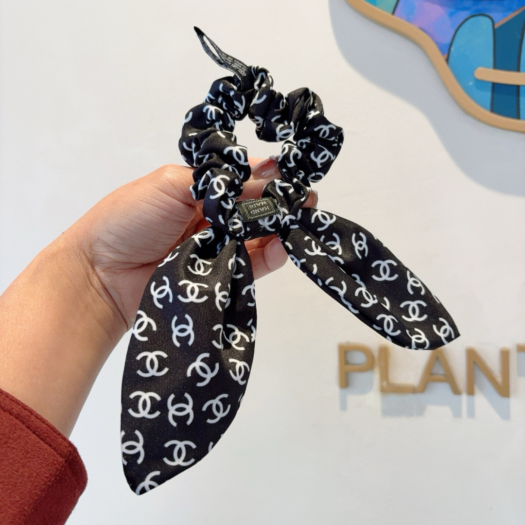 CHANEL シャネル ヘアバンド ロング リボン 本革 ブラック ホワイト 全2色 - 画像 2